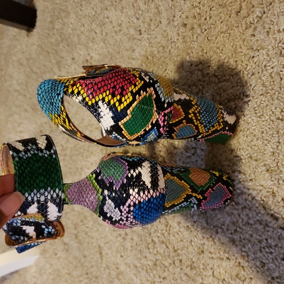 Liliana Heels - Picture 4 of 5